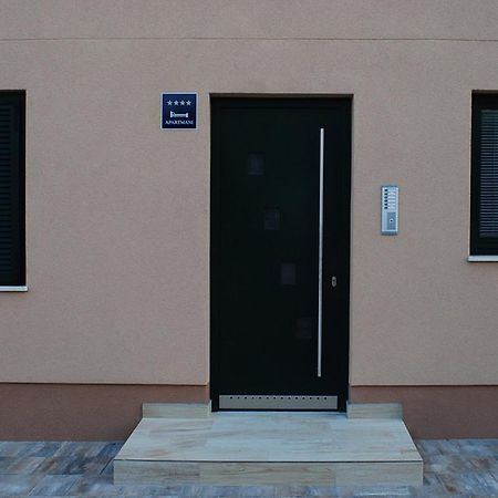 Apartments Dujic Tribalj Стая снимка