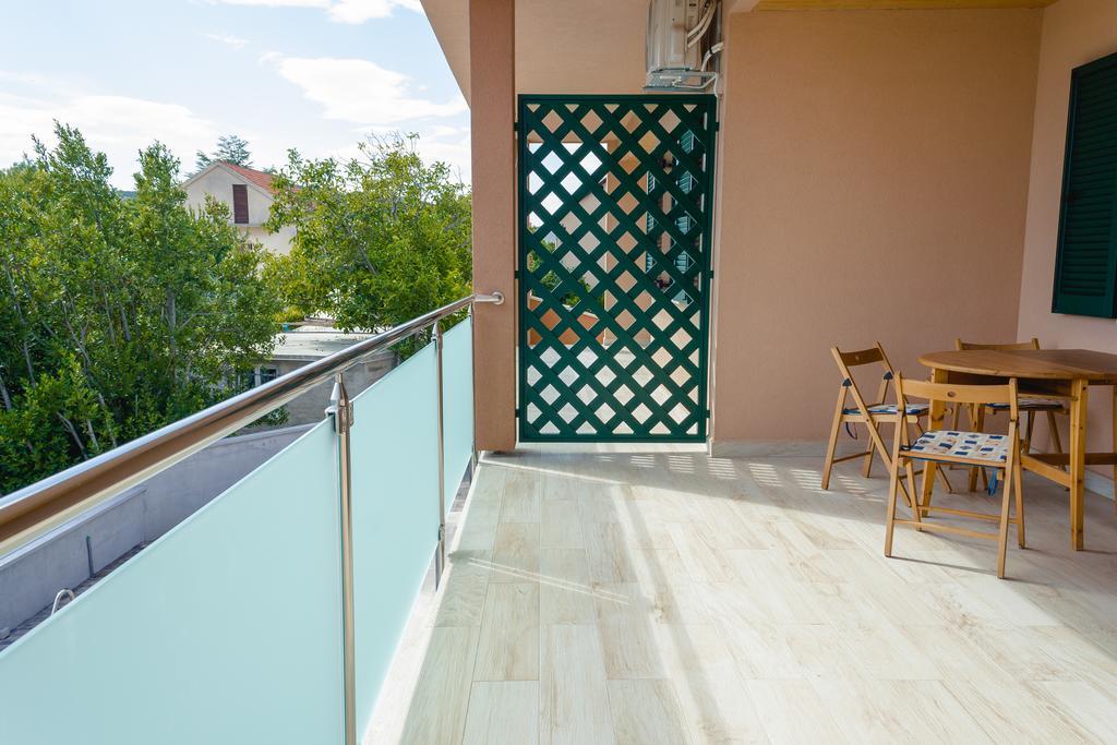 Apartments Dujic Tribalj Стая снимка
