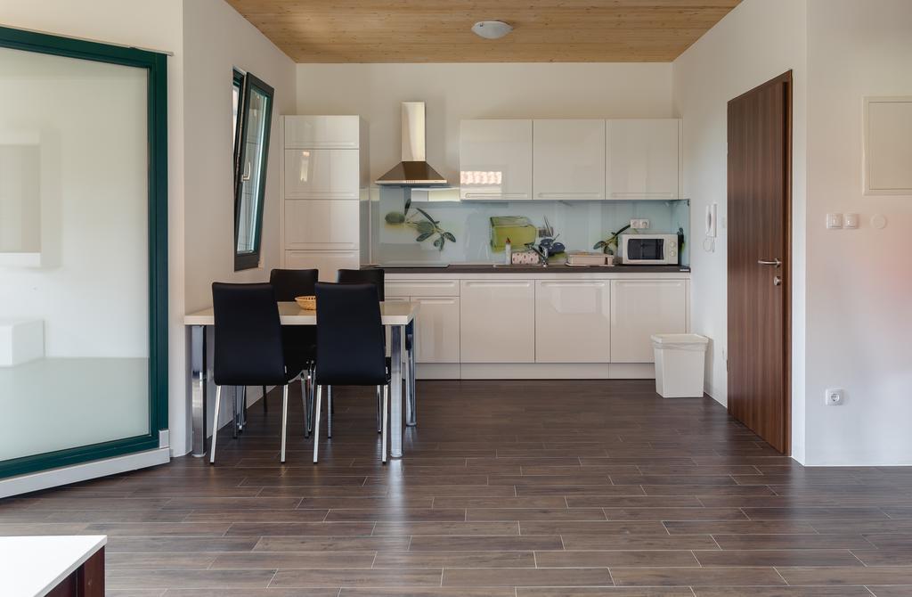 Apartments Dujic Tribalj Стая снимка